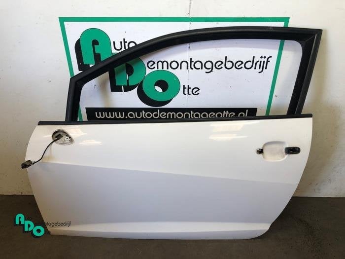 Portier 2Deurs links van een Seat Ibiza (Ibiza 08-) (LB9A), Gebruikt, -, Deur, -