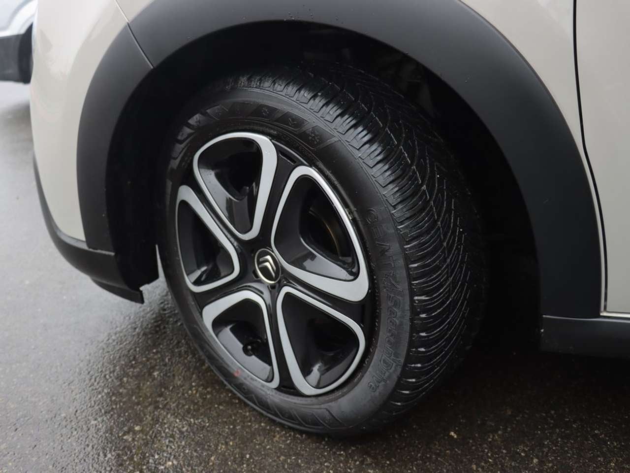 Citroen C3 1.5D 102 PK |AIRCO|NAVI|SENSOREN|, Autos, Citroën, 0 kg, Achat, Euro 6, 86 g/km