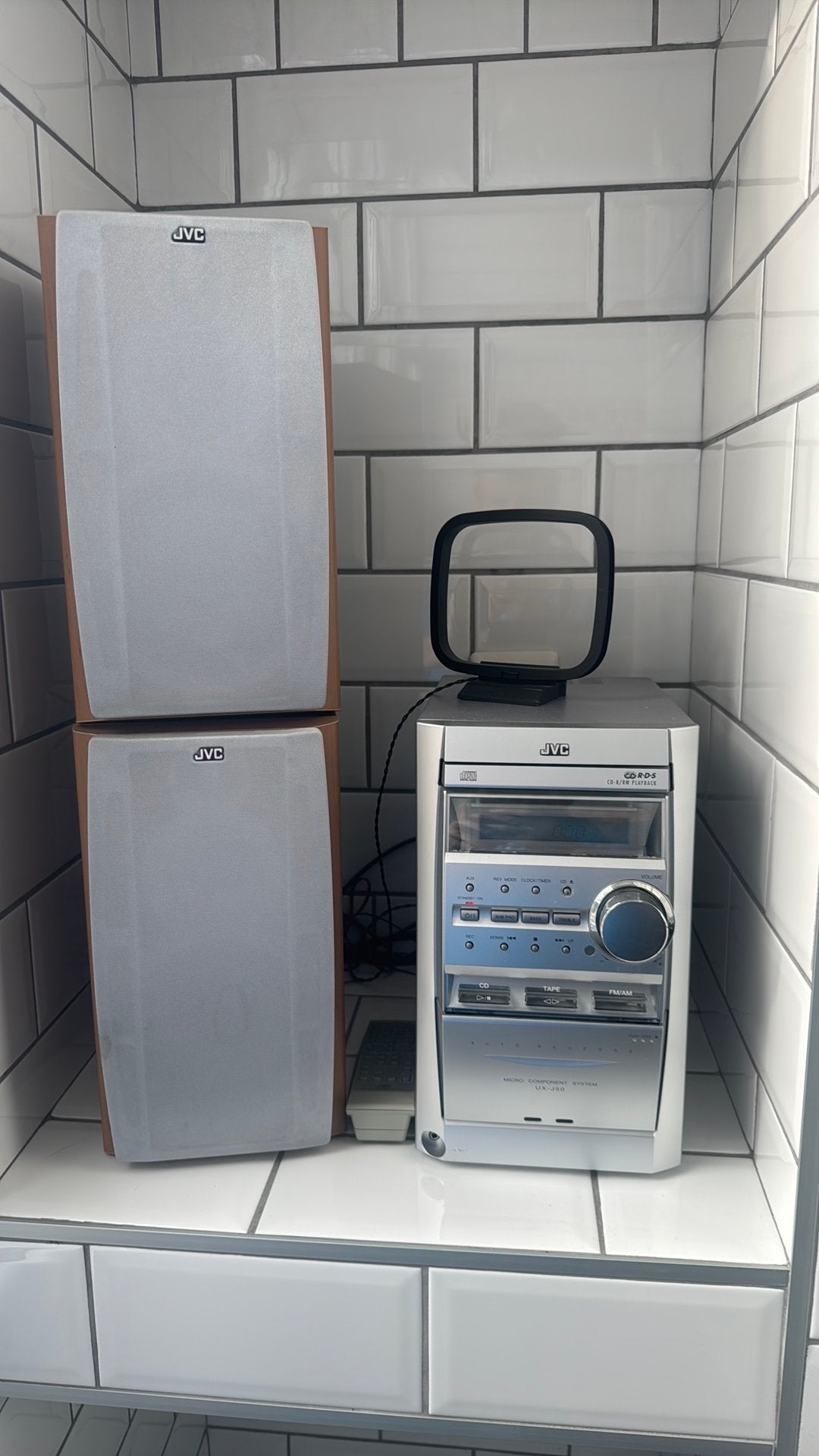 JVC UX-J50 micro component system, Enlèvement, Utilisé
