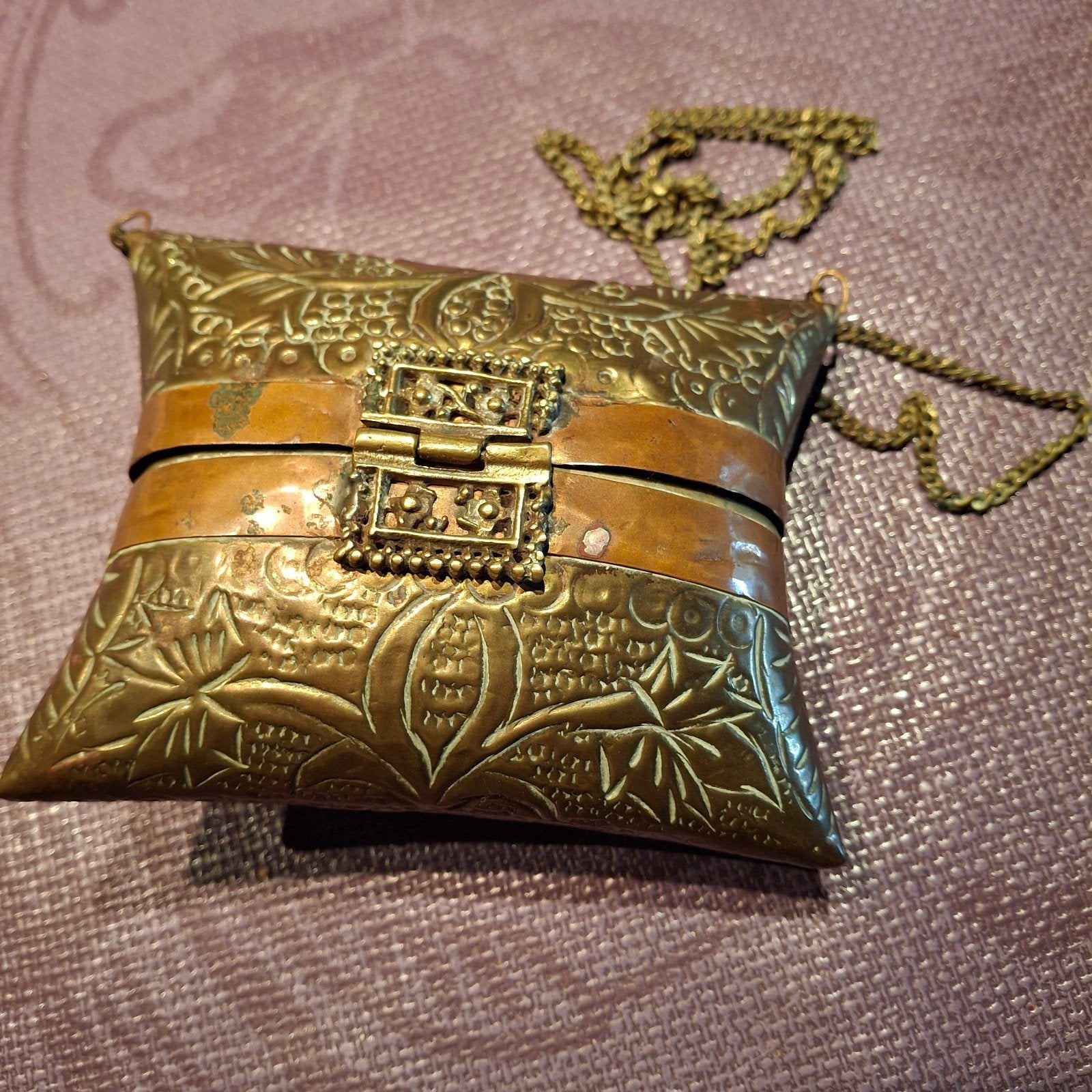 aumoniére en forme oreiller, Bijoux, Sacs & Beauté, Enlèvement ou Envoi, Bleu, Cuivre