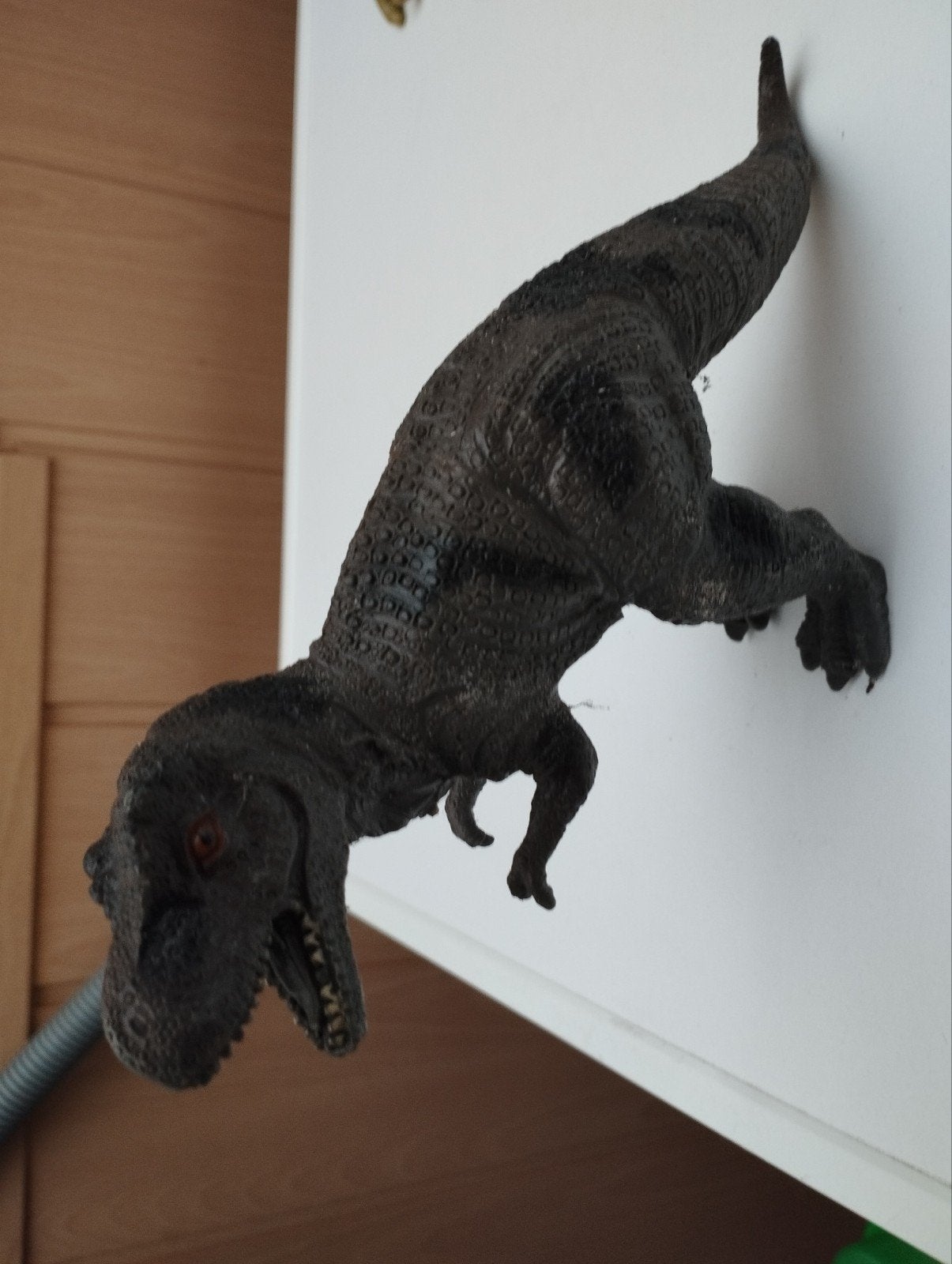 een dinosaurus kleur zwart, Kinderen en Baby's, Speelgoed | Actiefiguren, Ophalen