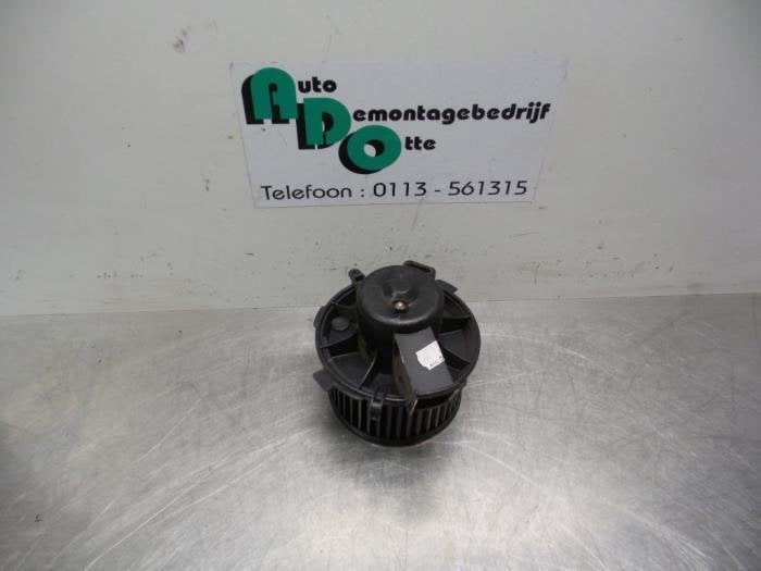 Moteur de ventilation chauffage d'un Peugeot 206 (206 98-), -, 3 mois de garantie, Utilisé, -