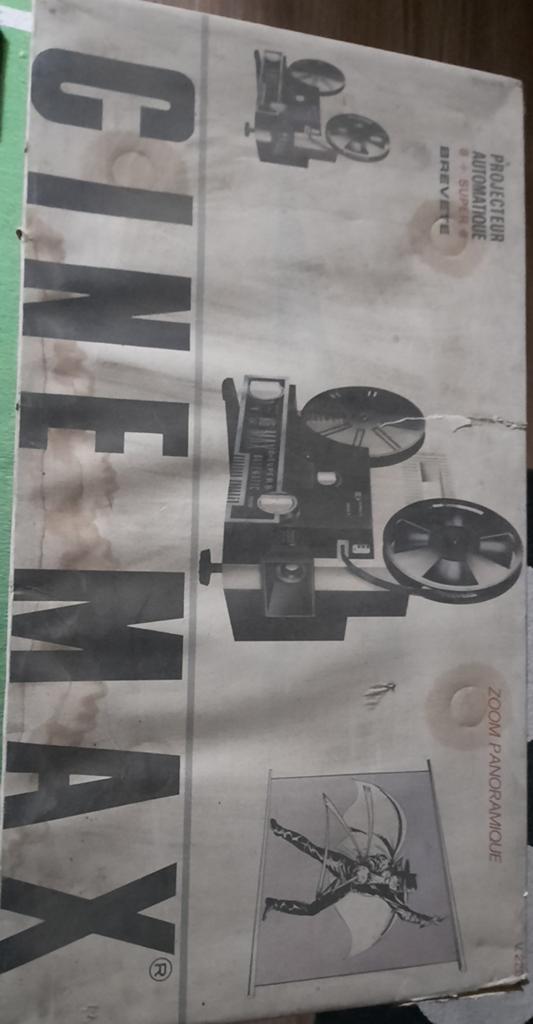 Cinemax projecteur, Ophalen