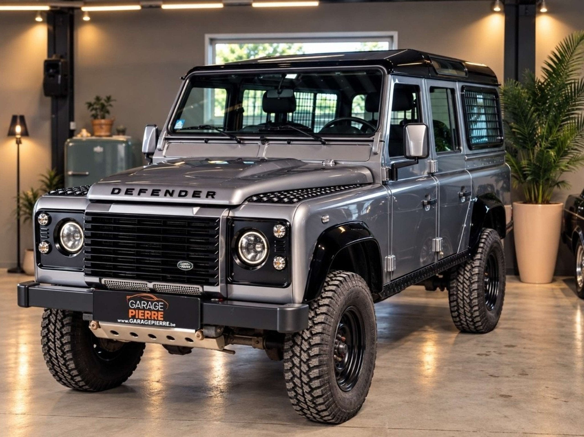 Land Rover Defender 2.2 Turbo - D E DPF * NEW MOTEUR * 72.00, Euro 5, Achat, https://public.car-pass.be/vhr/9cd9da71-52f9-45d9-bde2-99a9c1cf911d