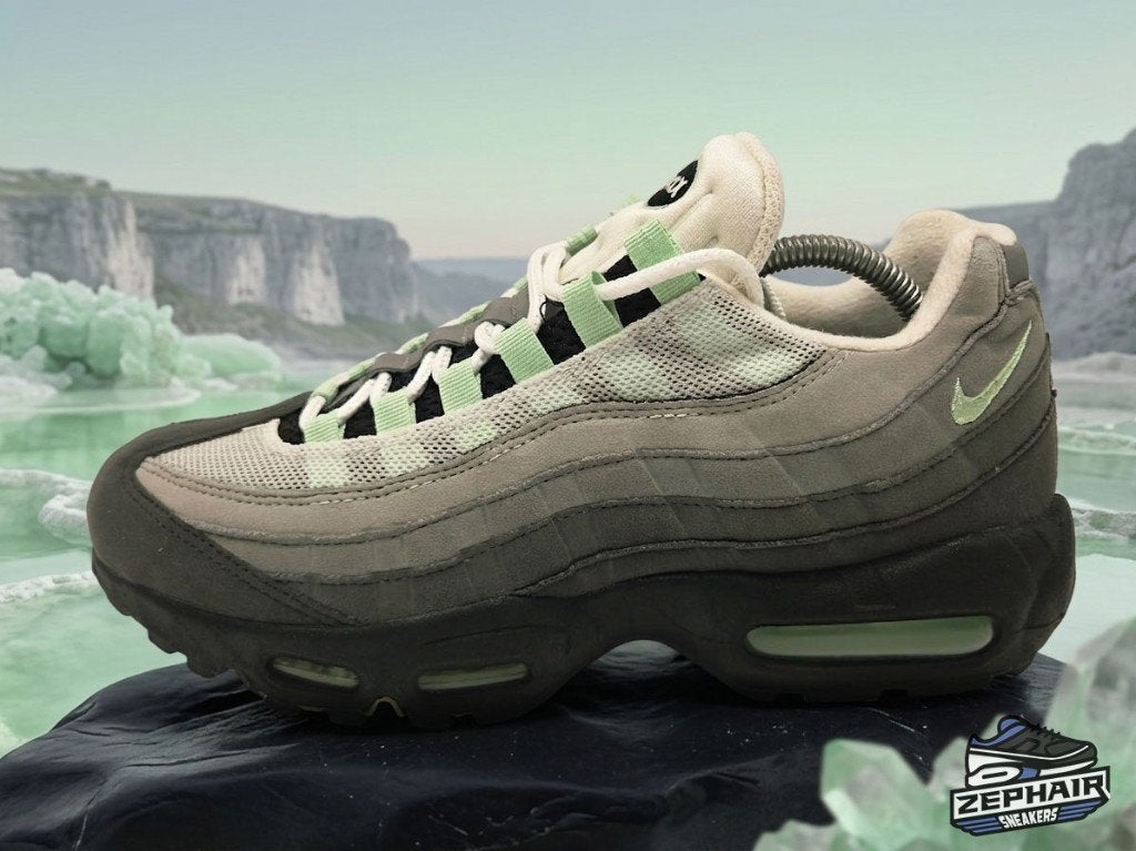 Nike Air Max 95 'Fresh Mint' EU42 2018, Nike, Porté, Baskets, Noir