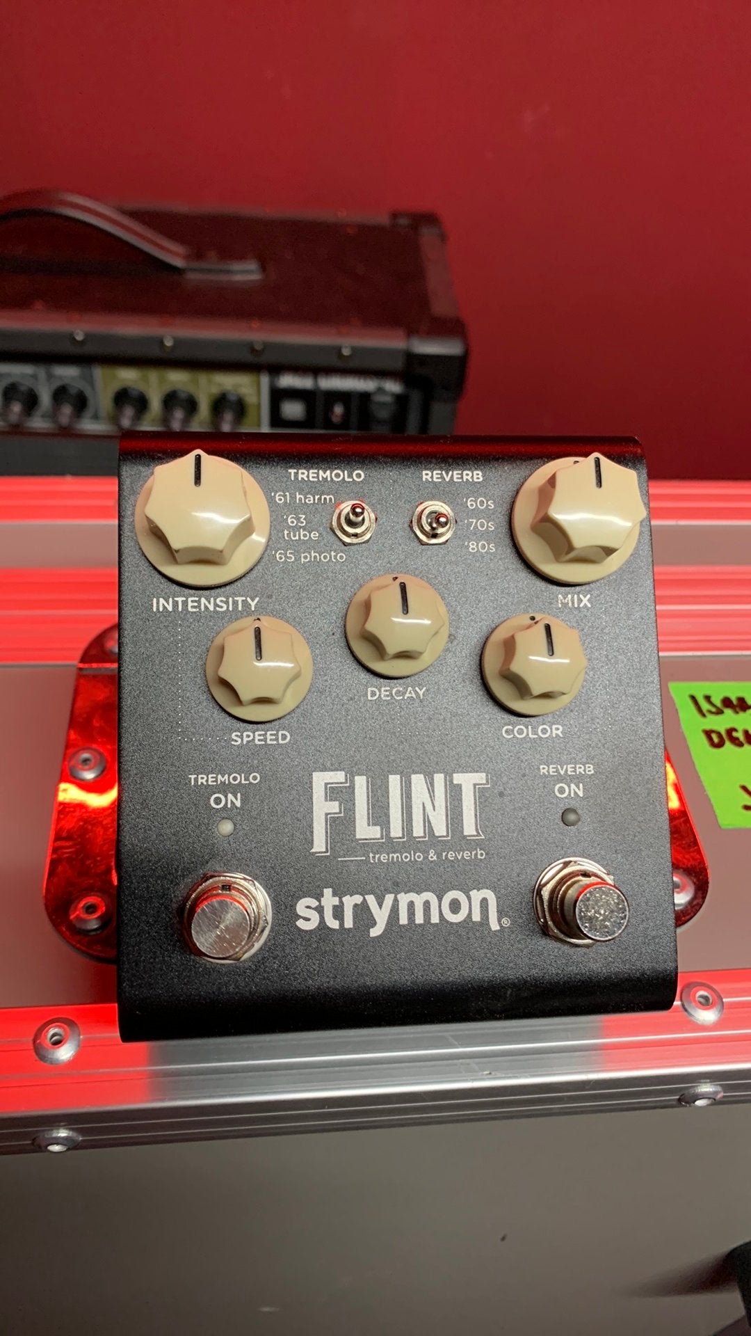 Strymon Flint v2 reverb en tremolo, Enlèvement ou Envoi, Comme neuf, Reverb