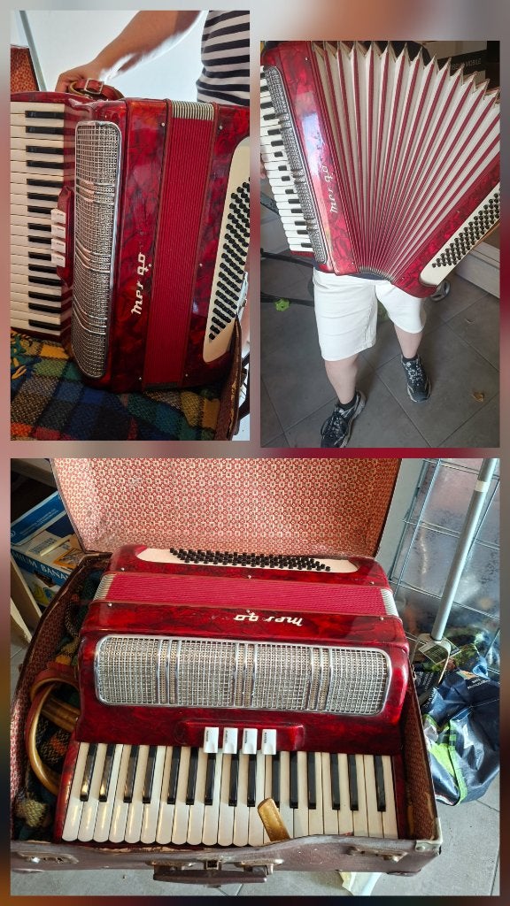 Accordéon italien dans un étui vintage d'origine, Musique & Instruments, Accordéons, Avec valise, Comme neuf, Enlèvement, Accordéon à touches