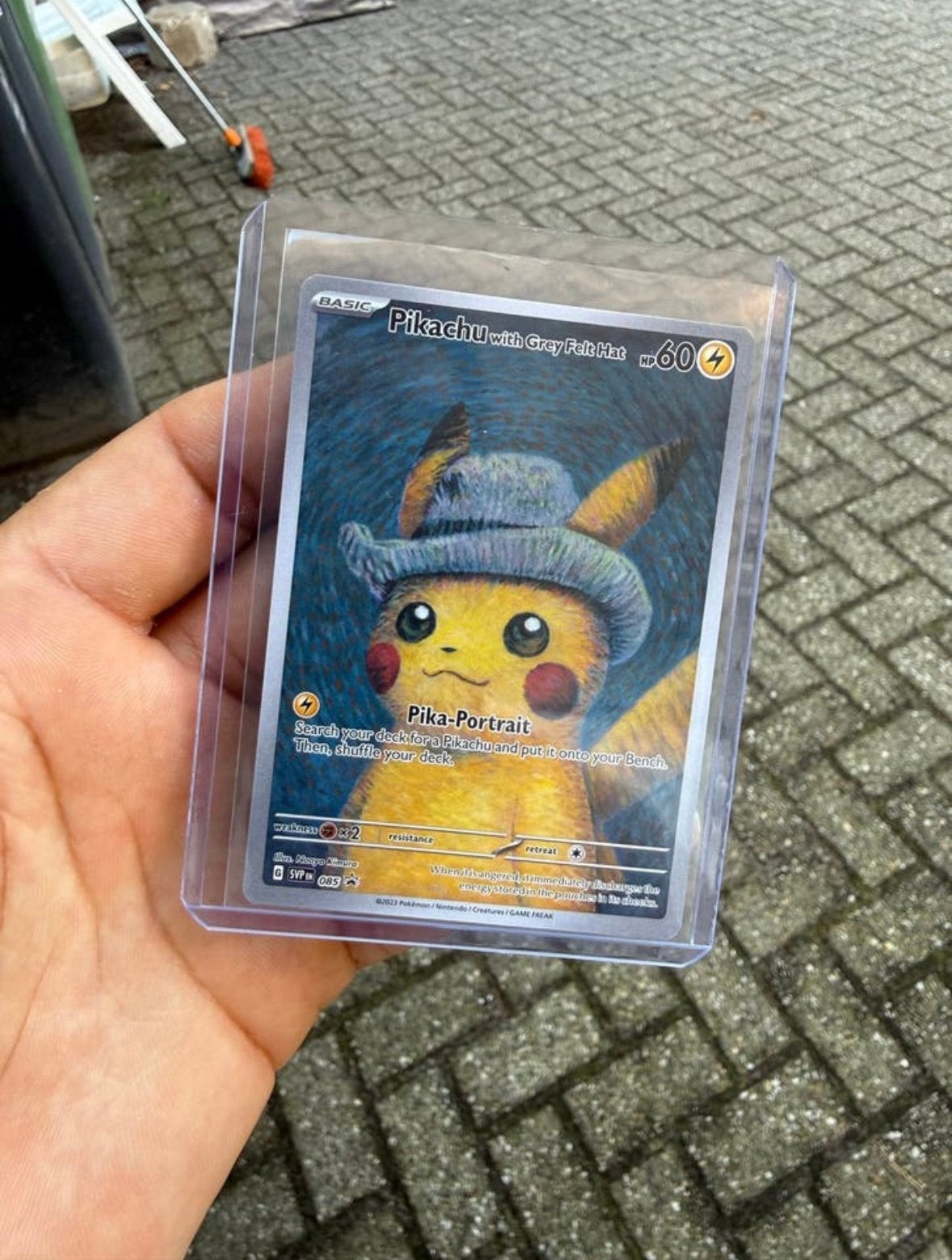 pikachu whit grey felt hat Pokemon kaart SVP 085, Envoi, Neuf