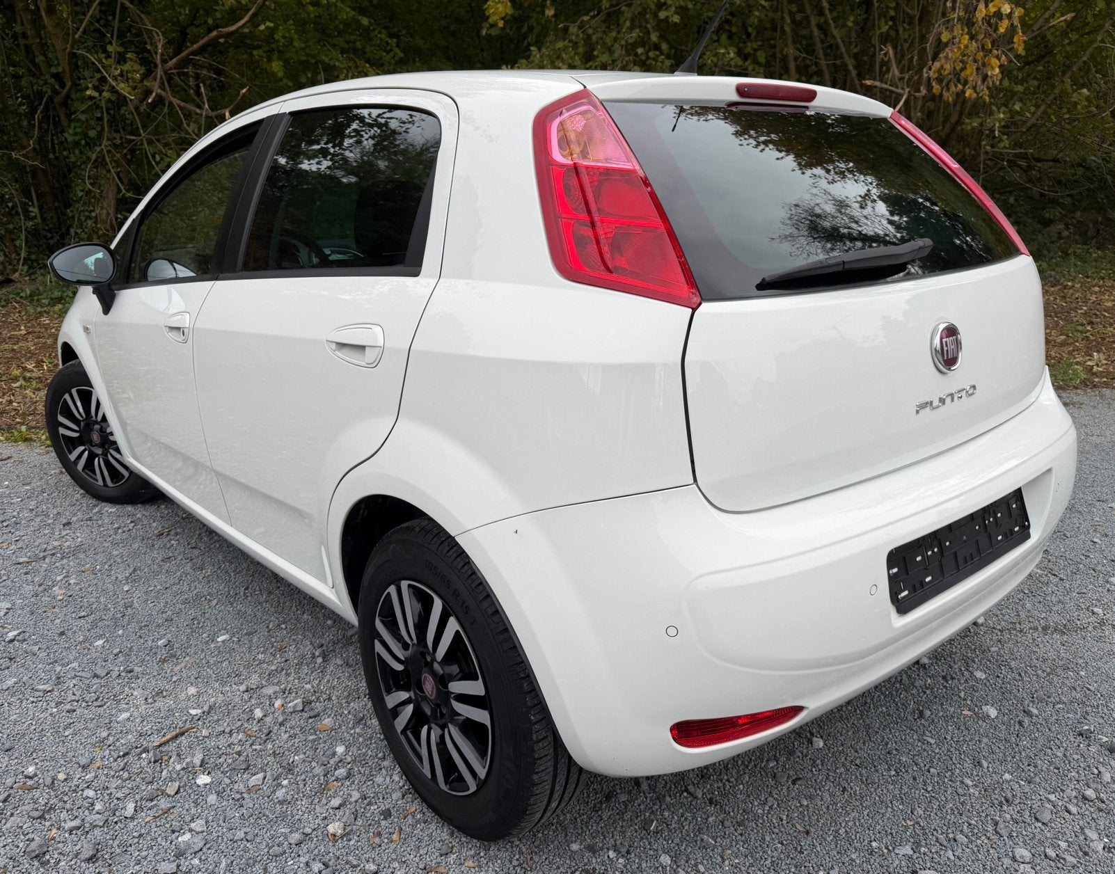 FIAT PUNTO / 1.2L Essence / Euro 6b / 1er propriétaire, Euro 6, Entreprise, Boîte manuelle, 5 portes