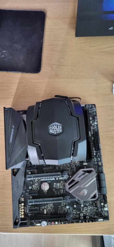 I7 8700K + moederbord, koeler en 16GB RAM, LGA 1151, Ophalen of Verzenden, Zo goed als nieuw, Intel Core i7