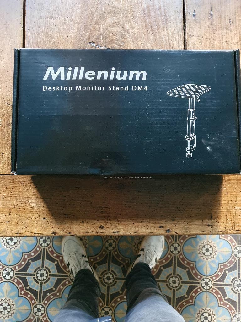 Millenium desktop monitor stand DM4, Audio, Tv en Foto, Luidsprekerboxen, Ophalen of Verzenden, Nieuw, Overige typen