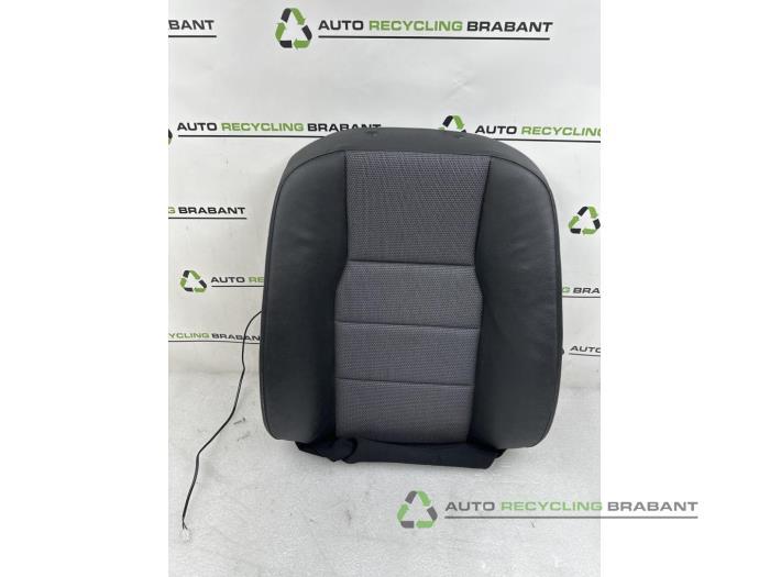 Revêtement siège droit d'un Mercedes C-Klasse, -, 3 mois de garantie, Utilisé, -