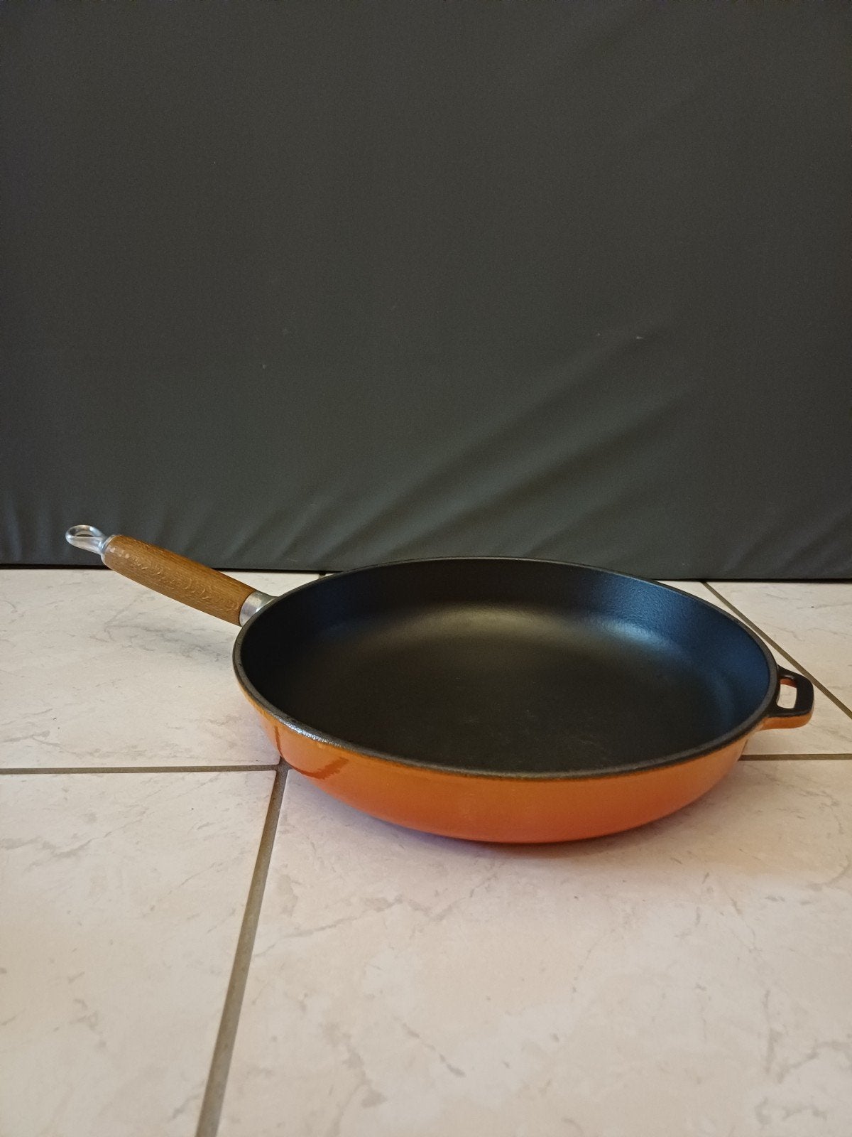Chasseur koekenpan met houten steel, Ophalen, Zo goed als nieuw, Emaille, Koekenpan