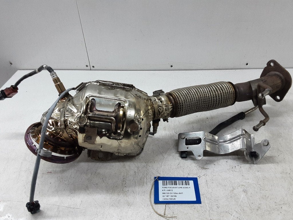 KATALYSATOR Ford Focus 4 (01-2018/12-2025) (326364809RNZ22), Gebruikt, Henry-Ford-Straße  1
50735  Köln, DE, Ford-Werke GmbH, Kunden@ford.com