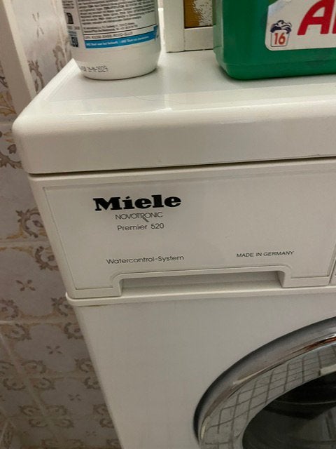 Wasmachine Miele Novotronic 520 premier, Elektronische apparatuur, Ophalen, Refurbished