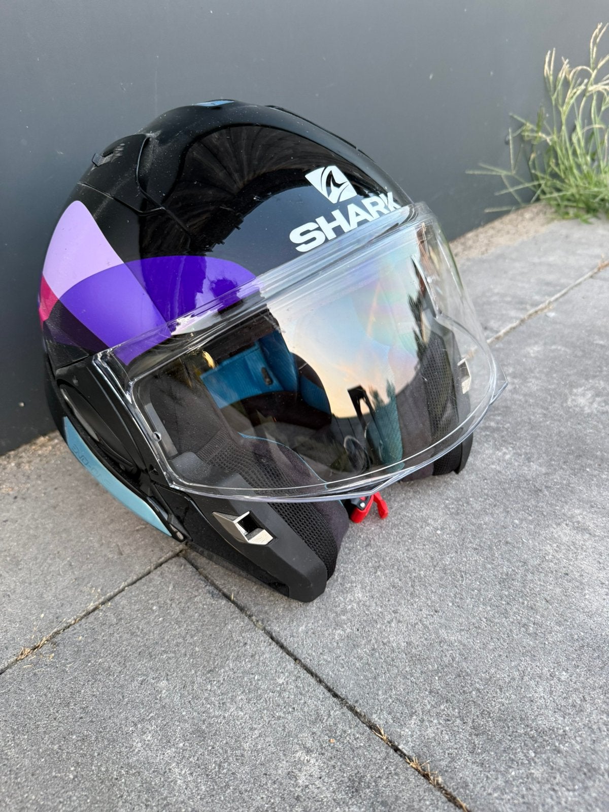 Shark integraalhelm maat M – met geïntegreerd zonnevizier, Motoren, Kleding | Motorhelmen, Ophalen of Verzenden, M, Integraalhelm