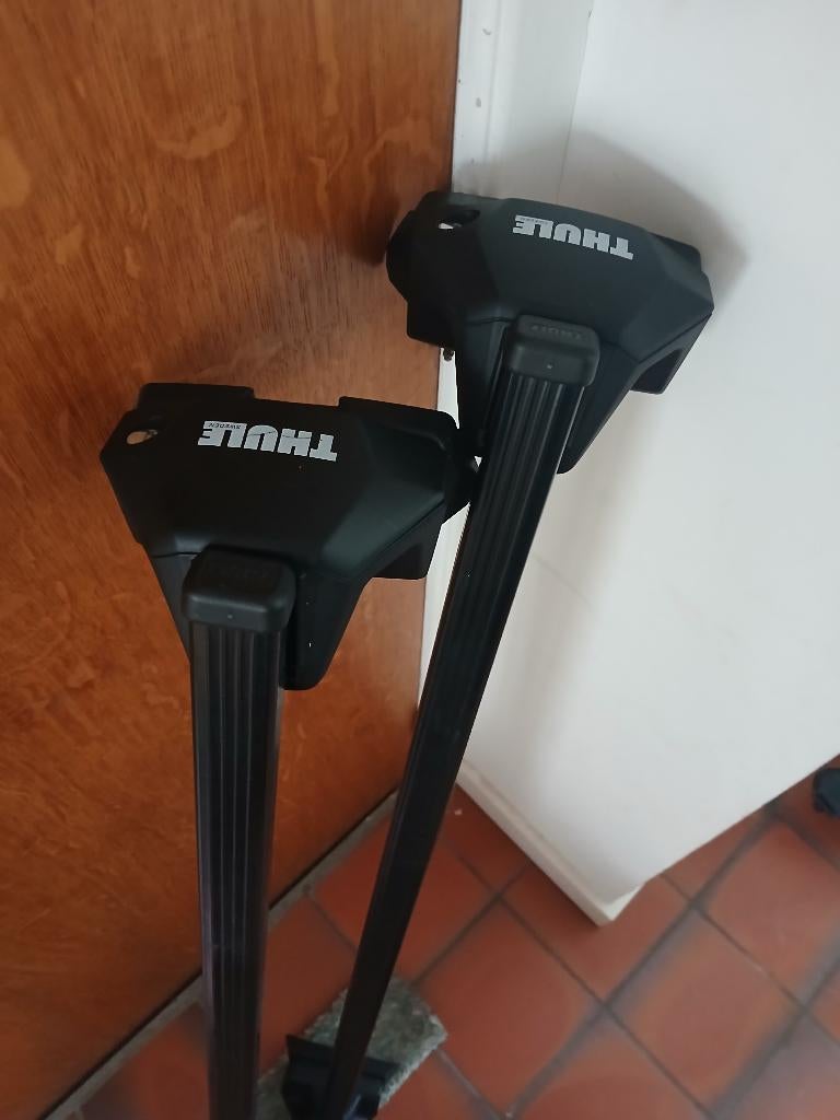 Thule dakdragers set passend voor BMW 1 Serie(bj 2019-2023), Ophalen, Zo goed als nieuw