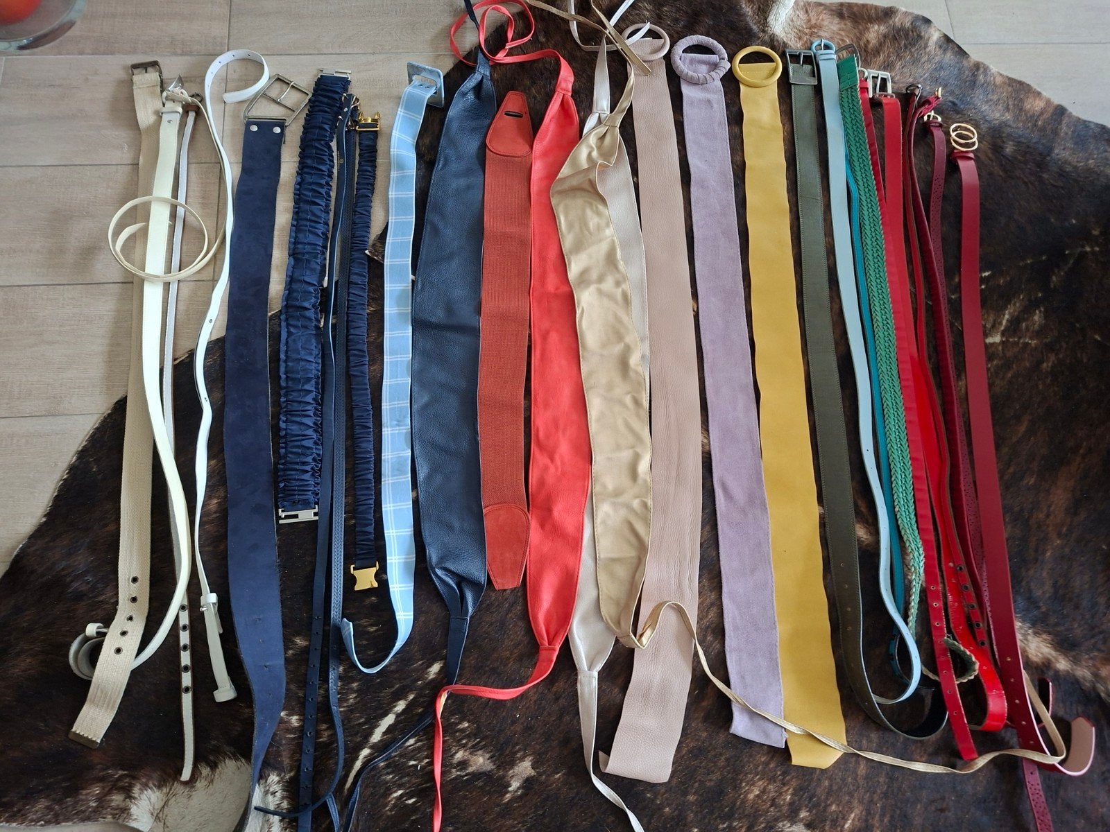 Dames ceintuur riemen diverse kleuren 90-95 cm, Kleding | Dames, Ophalen