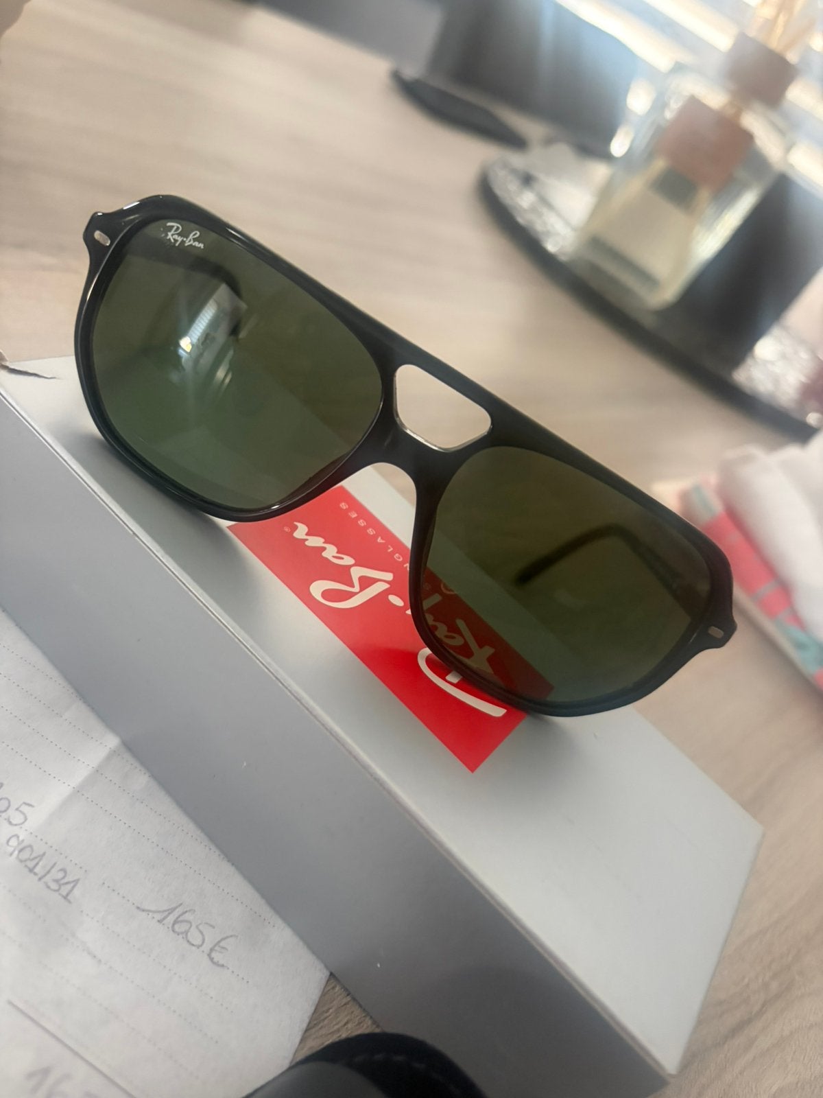 Lunette de soleil ray-ban, Enlèvement, Comme neuf, Ray-Ban