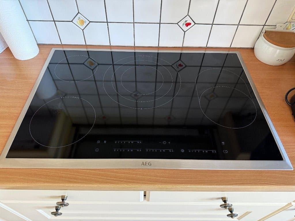 AEG keramische kookplaat (4 zones, zwart glas), Elektronische apparatuur, Kookplaten, Ophalen, 4 kookzones, Zo goed als nieuw