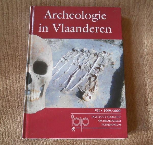 Archeologie in Vlaanderen VII 1999 / 2000, Boeken, Ophalen of Verzenden, Gelezen