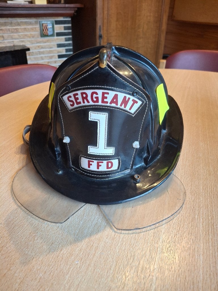 Amerikaanse brandweerhelm, Verzamelen, Overige Verzamelen, Ophalen of Verzenden, Zo goed als nieuw