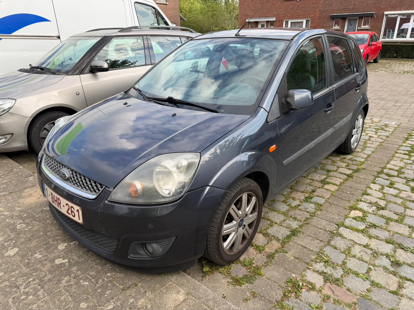 Ford Fiesta 1.3 benzine,Ghia uitvoering, zuinige vlotte auto, Auto's, Leder, Particulier, Euro 4, Zilver of Grijs