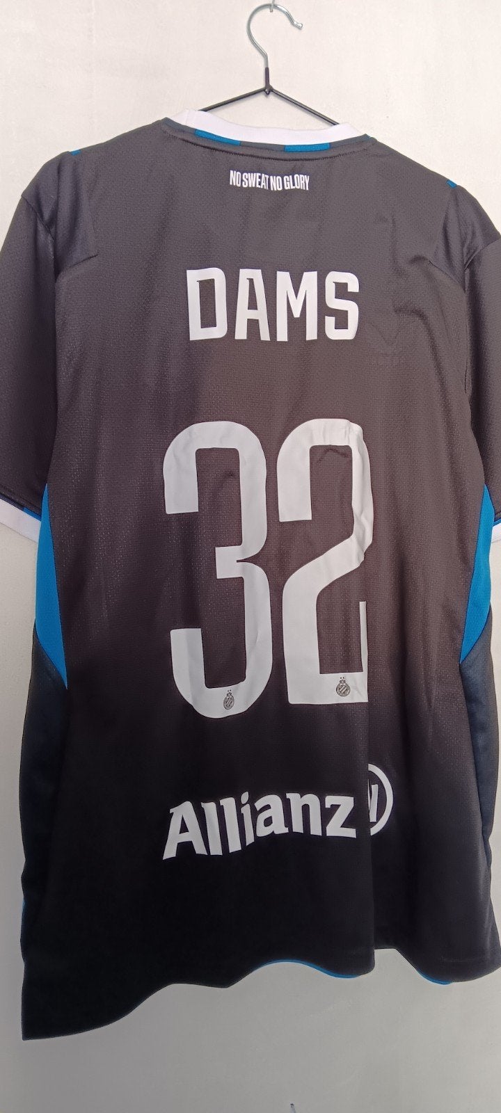 Club Brugge nieuw shirt + Dams 32 bedrukking, Sports & Fitness, Football, Taille XL, Enlèvement ou Envoi, Neuf, Maillot