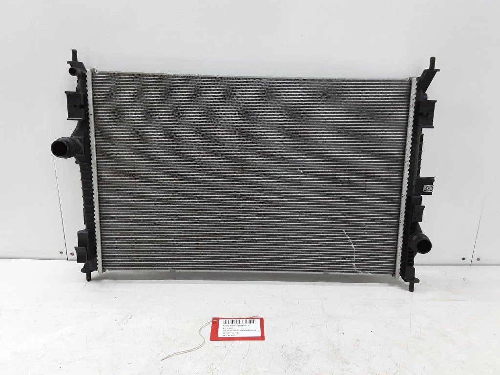 RADIATEUR EAU 308 (L3 / L8 / LB / LH / LP) (P9675747980-05), Mevr. I. Hauben, Utilisé, Rue de l'Espoir 34 34
4030  GRIVEGNÉE, BE