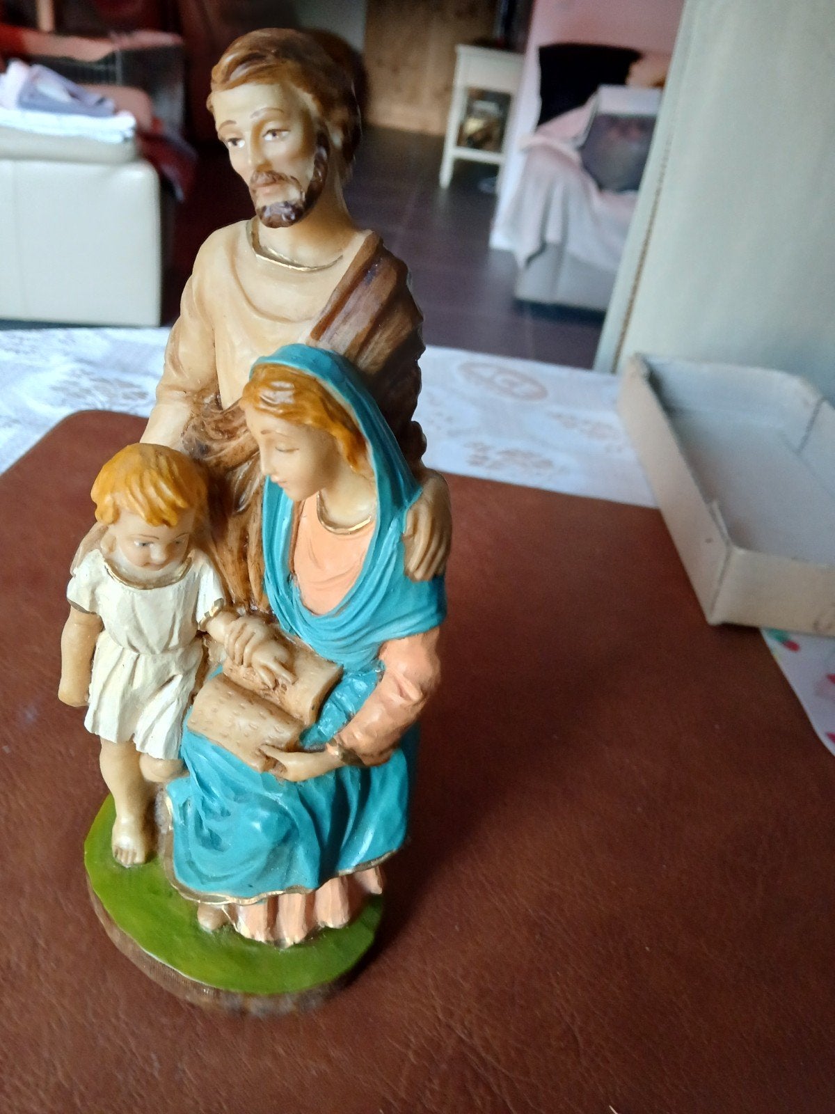 H familie beeld, Enlèvement ou Envoi