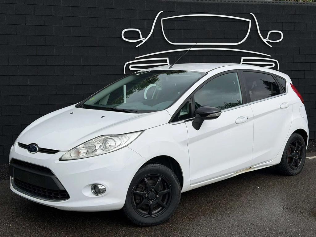 Ford Fiesta 1.6 TDCi+AIRCO+JANTES+EURO 5 (bj 2011), Auto's, Euro 5, Stof, Gebruikt, Zwart