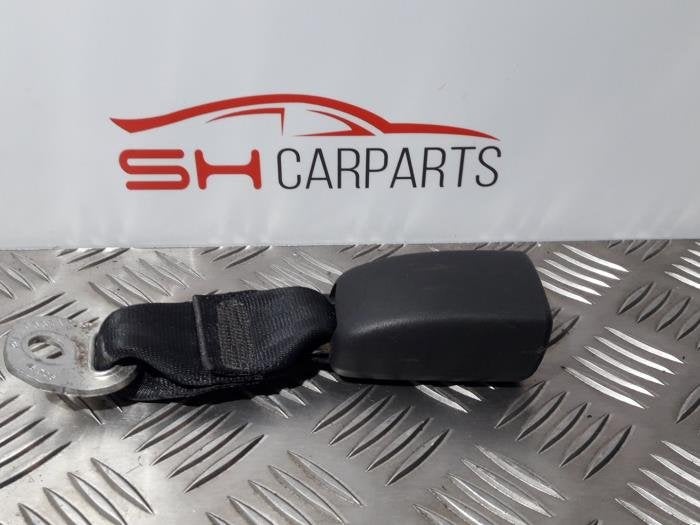 Insertion ceinture de sécurité avant droite d'un Toyota Ay, -, 3 mois de garantie, Toyota, Utilisé