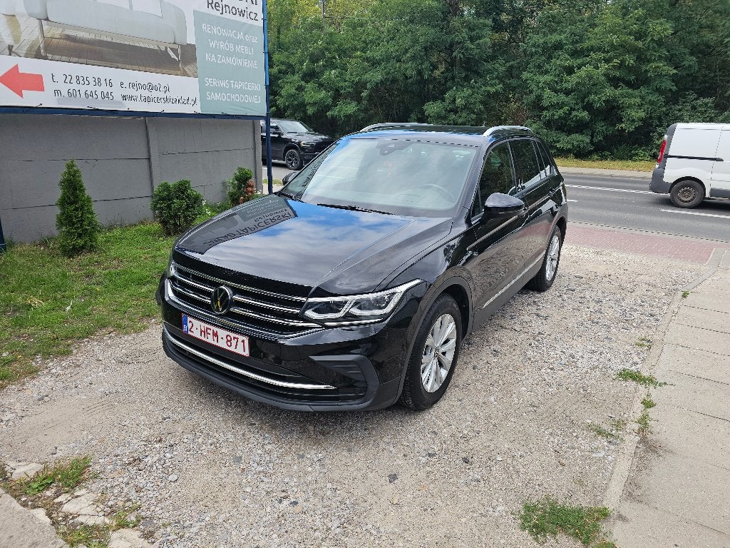 Volkswagen Tiguan 1.5 TSI, Auto's, Voorwielaandrijving, 1498 cc, Zwart, Handgeschakeld