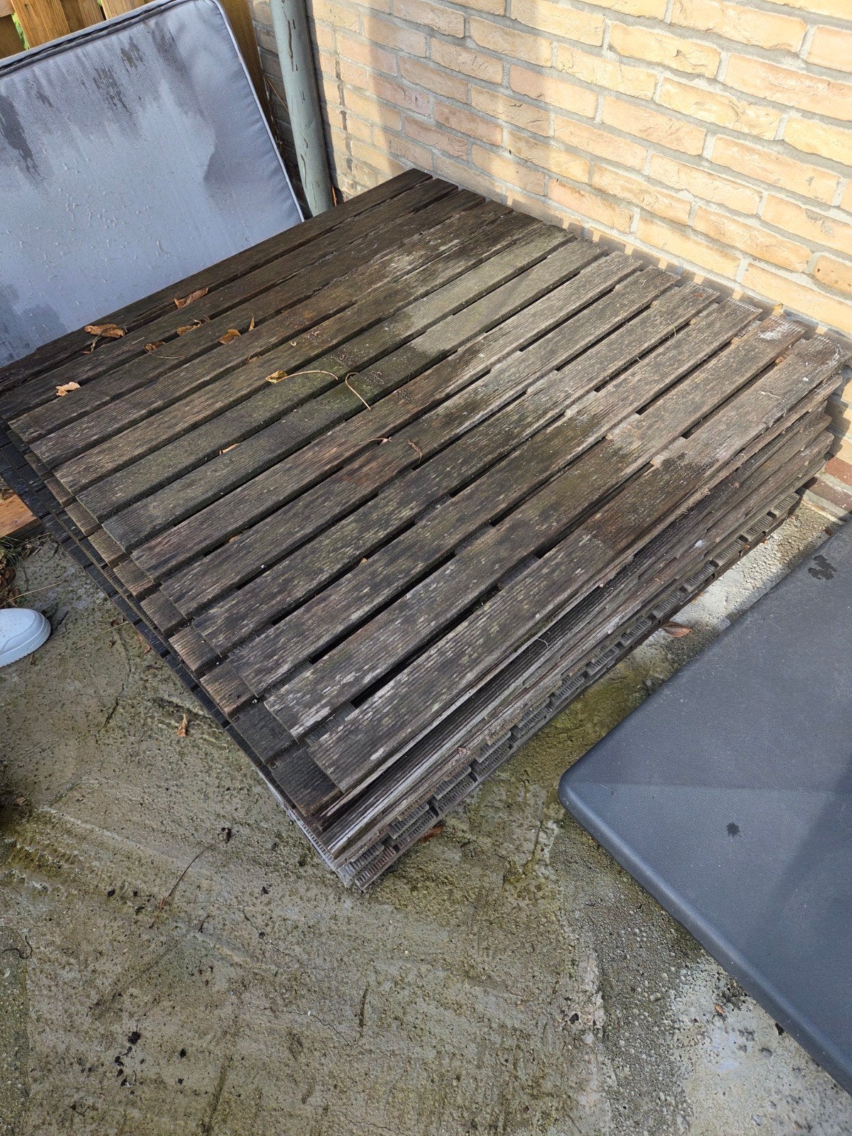 gratis tegelen 1 meter bij 1, Tuin en Terras, Ophalen, Gebruikt, Hout