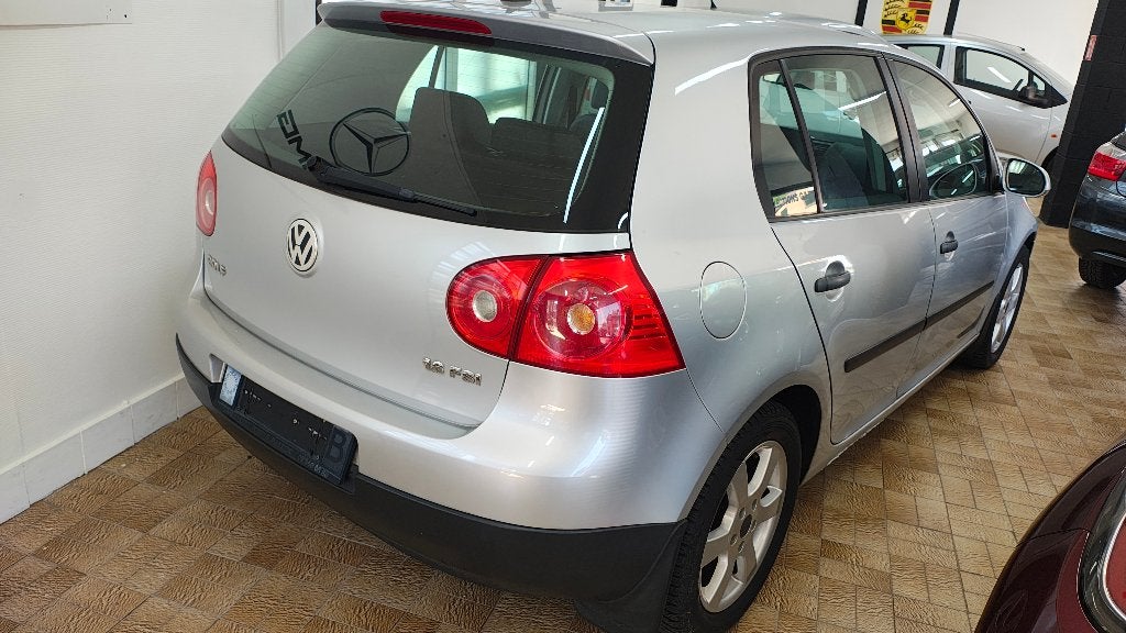 Vw Golf 5 83.067 KM 1.6 FSI ESSENCE 12 mois de Garantie, Autos, Argent ou Gris, Achat, Entreprise, Boîte manuelle