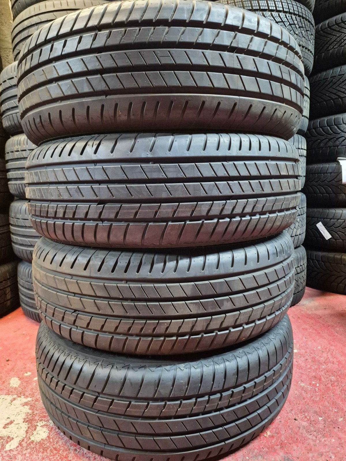 4 pneus NEUF été Bridgestone 225/60/18 104W étoilée, Enlèvement, Neuf
