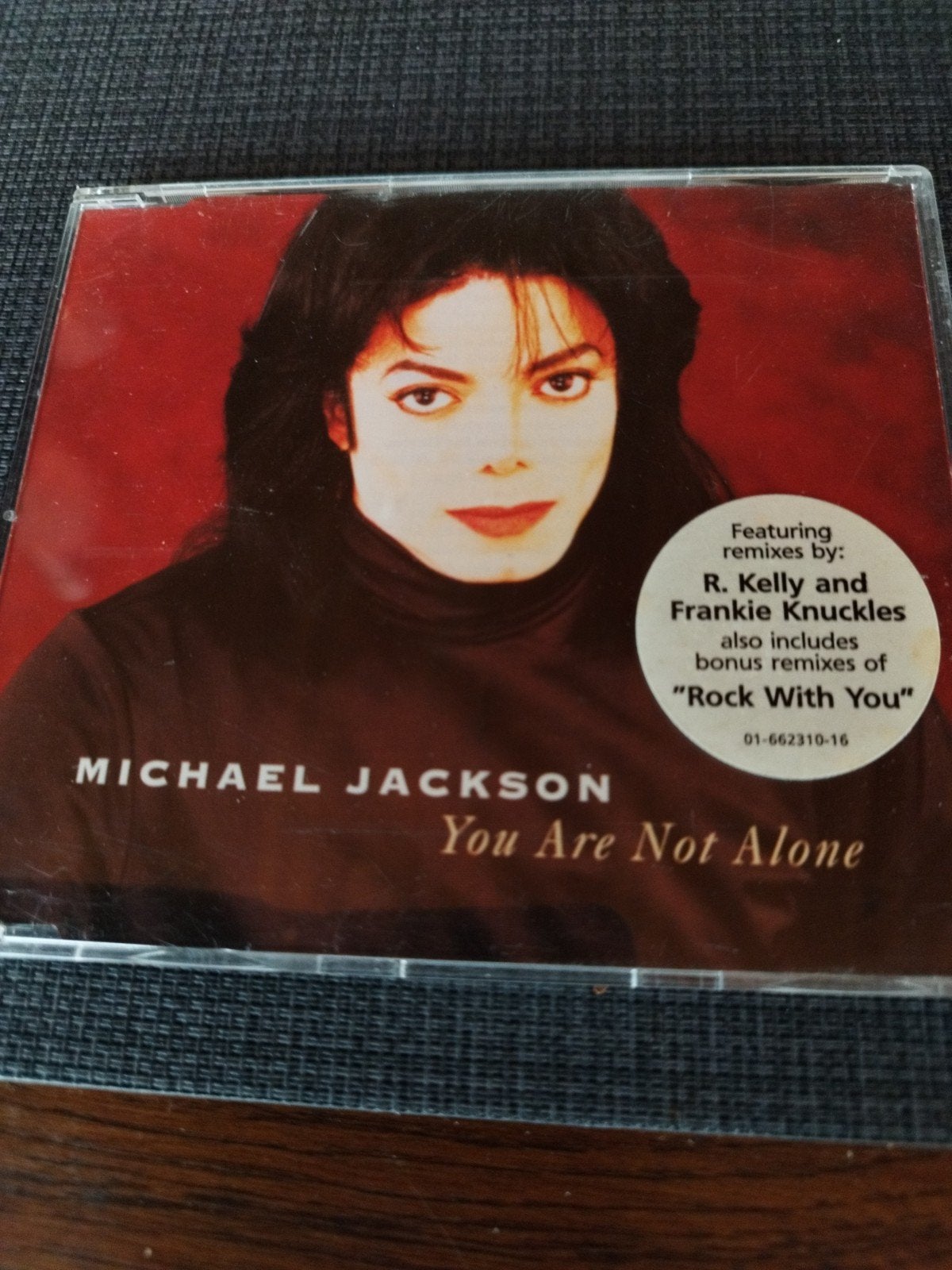 Michael Jackson You are not alone, Ophalen