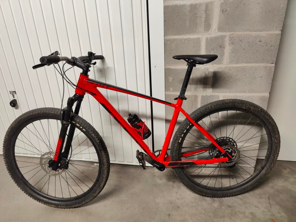 Scott Scale 940 (volant en carbone), Enlèvement