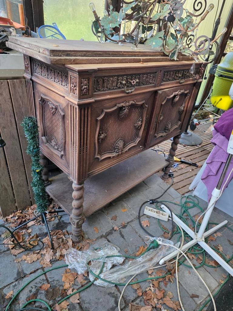 Commode 100j oud, Ophalen