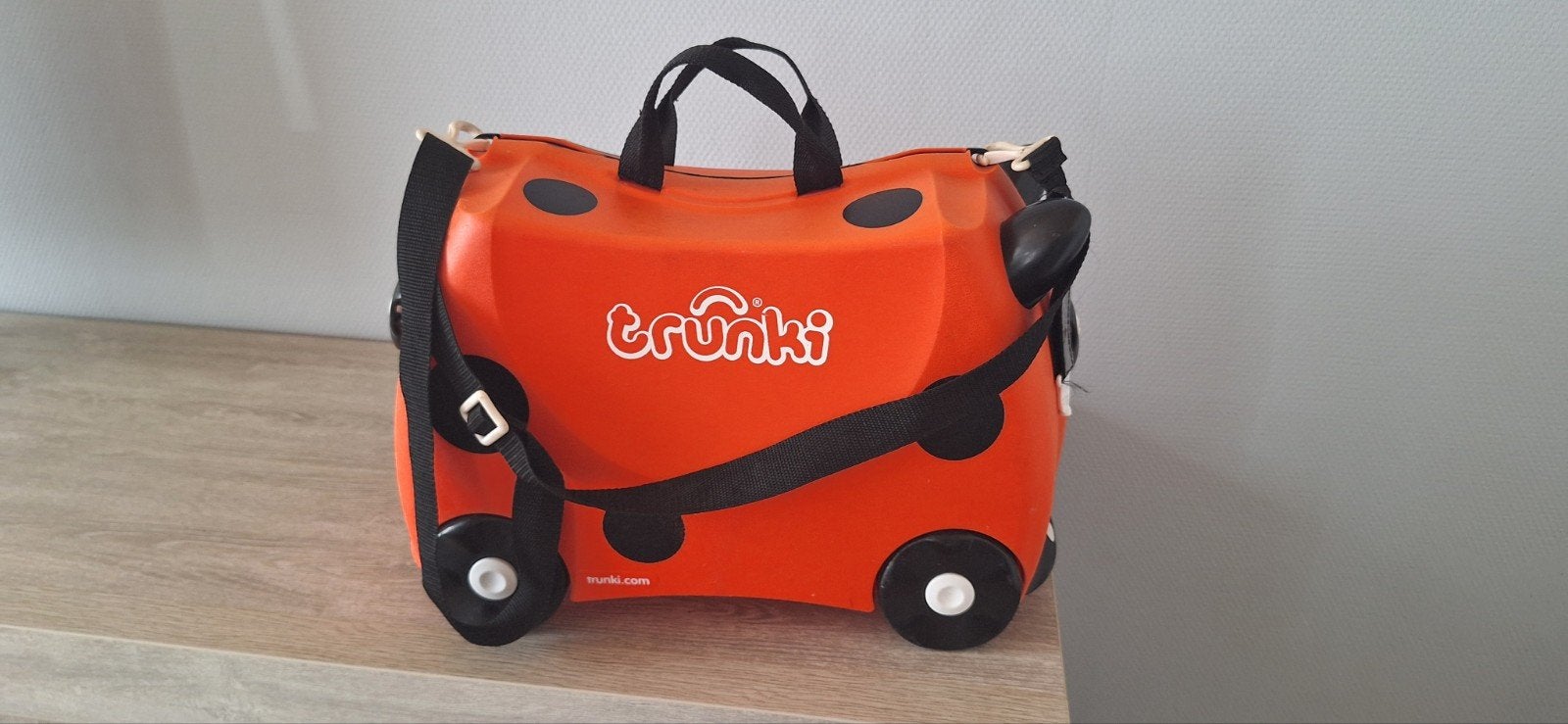 Trunki reiskoffer, Handtassen en Accessoires, Tassen | Reistassen en Weekendtassen, Ophalen of Verzenden, Gebruikt, Rood