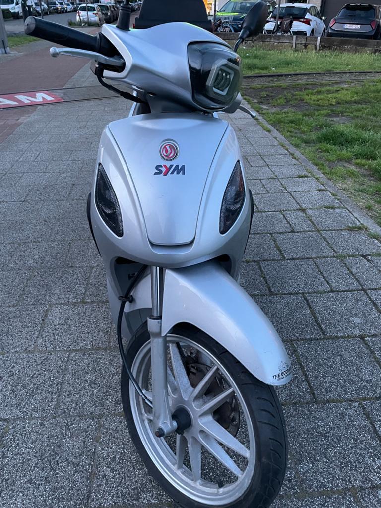 scooter Sym 50 cc (Classe A) sans permis, Vélos & Vélomoteurs, Scooters | SYM, Autres modèles, Comme neuf, Enlèvement, Classe A (25 km/h)