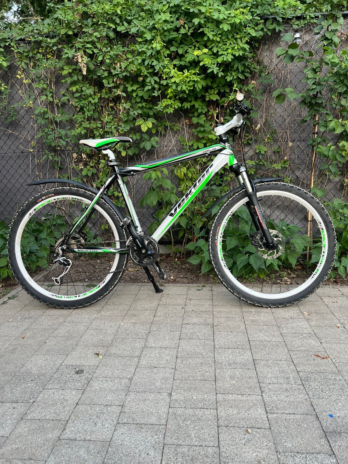 jongen fiets 26 inch VEKTOR NiEUW, Fietsen en Brommers, Fully, 49 tot 53 cm, Zo goed als nieuw, Schijfrem