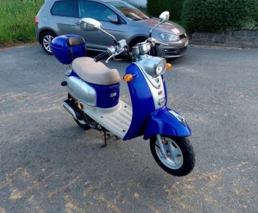 Scooter, Enlèvement, Comme neuf, Essence