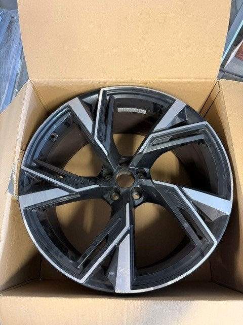 Velg Audi RS6 C8 - lichte schade, Ophalen, Gebruikt, Audi