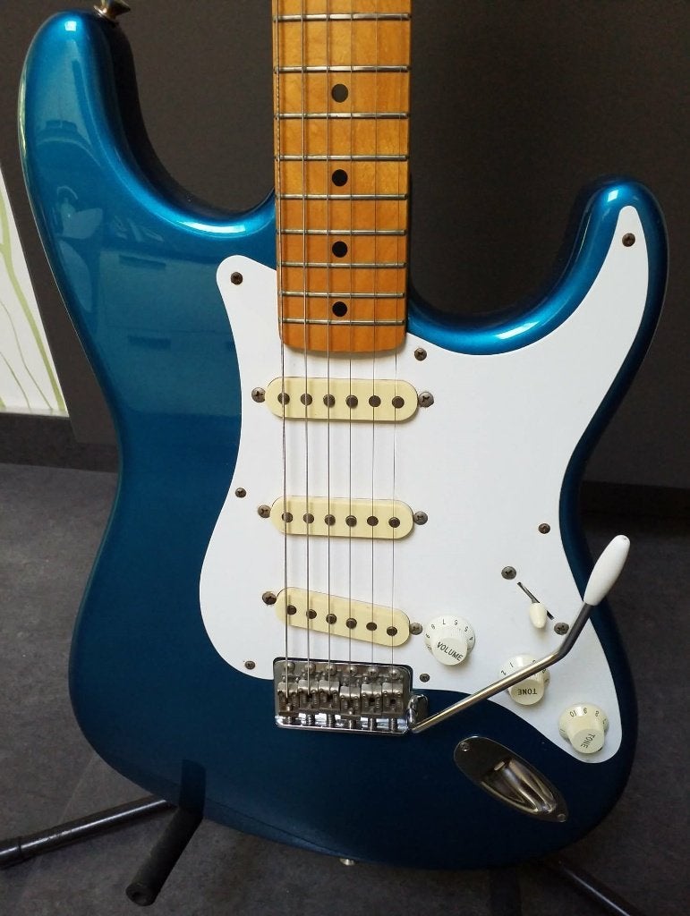 Fender Stratocaster '57 MIJ - 1985, Musique & Instruments, Enlèvement ou Envoi, Utilisé, Fender