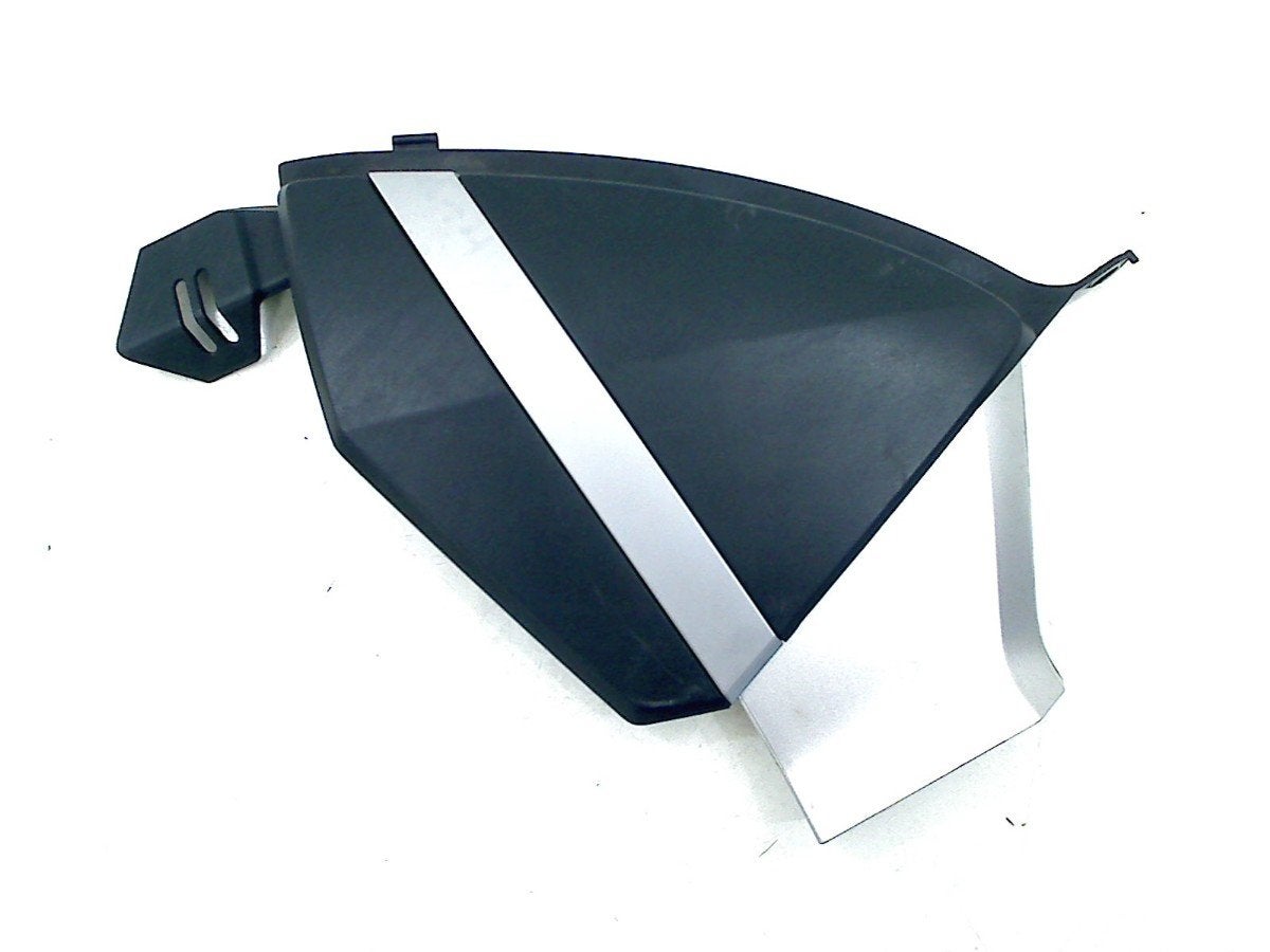 CADRE DE COUVERTURE GAUCHE CB 1000 R 2008-2016 (CB1000R), Motos, Dhr. S. di Majo, Utilisé, Info@cama-motorparts.nl, P.J. Troelstraweg 8 8
3144 CX  MAASSLUIS, NL
