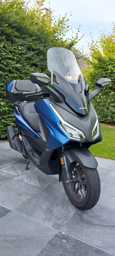 HONDA FORZA 125, Motoren, Scooter, 4 cilinders, Particulier, 125 cc