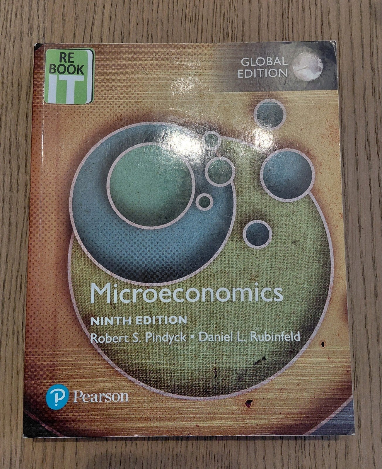 Microeconomics, Boeken, Ophalen