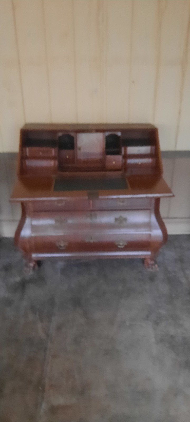 mahony bureaumeubel, Maison & Meubles, Enlèvement