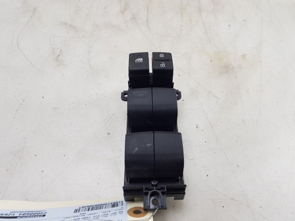 COMMUTATEUR VITRES ELECTRIQUES Yaris Cross (PB1 / PJ1), Utilisé, Toyota